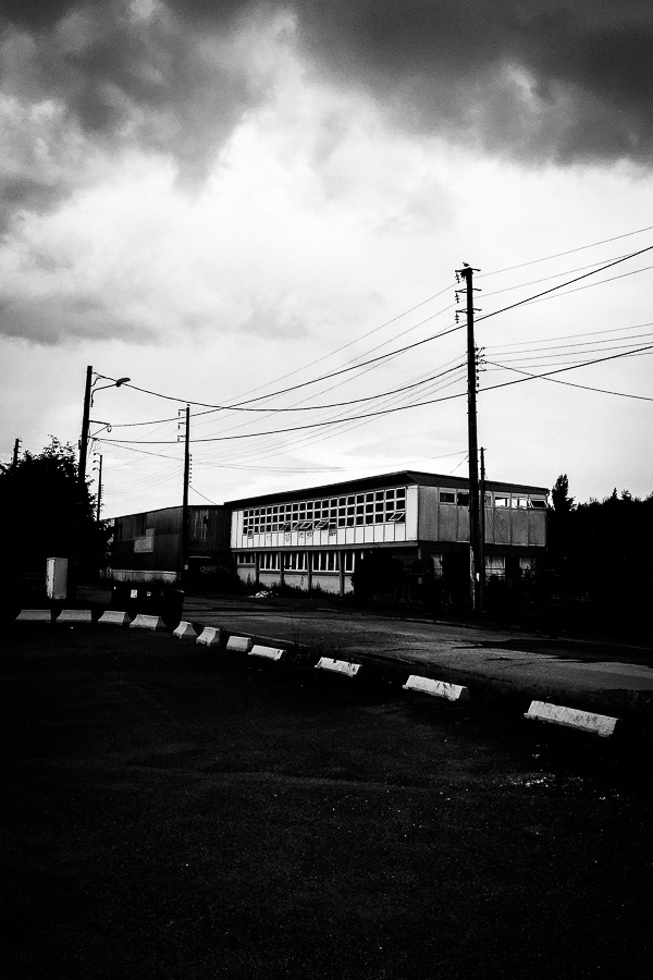 Expansion — photographie urbaine noir et blanc par Loïc Jouan, 13/18